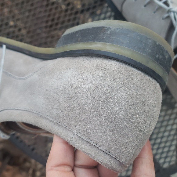 VINCE Suede Leather Loafer Dress Shoes Size 9 Taupe Old Money Classic Italy - Picture 11 of 16